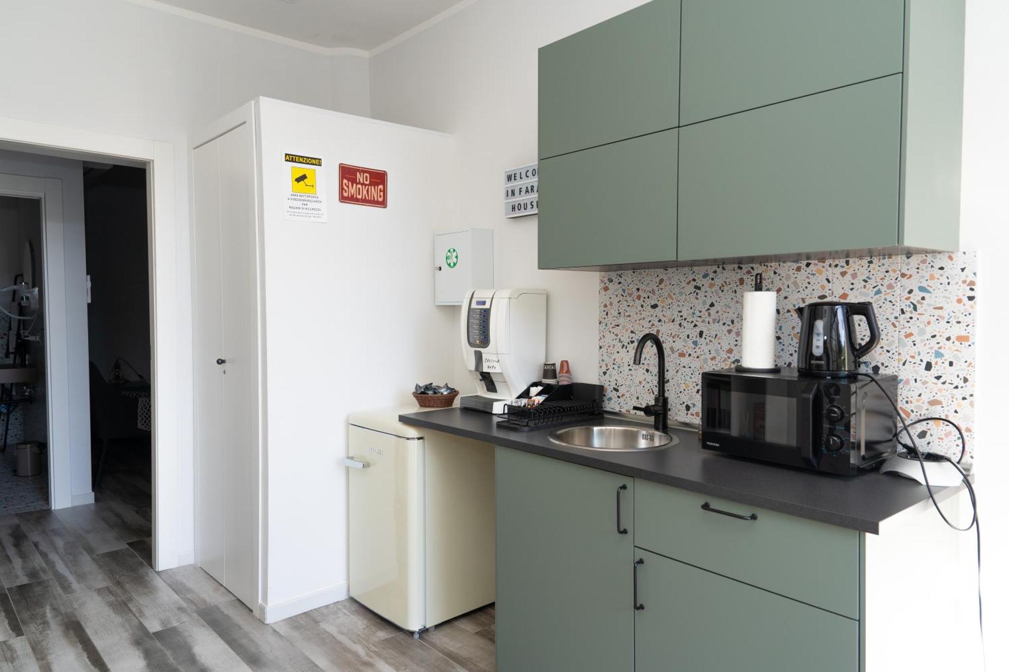 Bed & Breakfast Fara's House Napoli