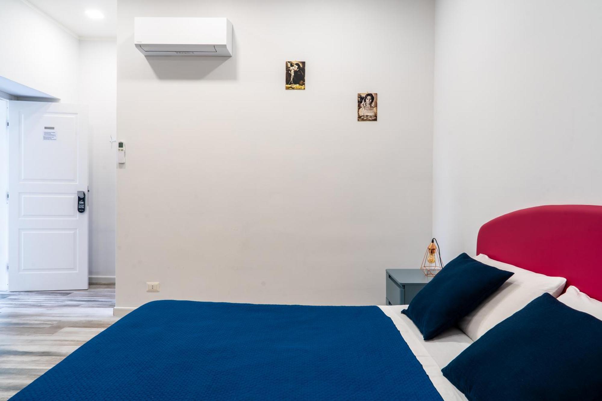 Fara's House * Naples